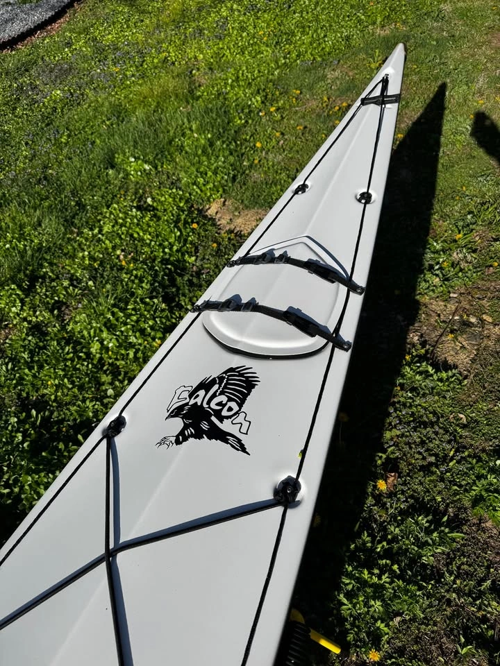 Eddyline Falcon S18 Kayak - photo 2