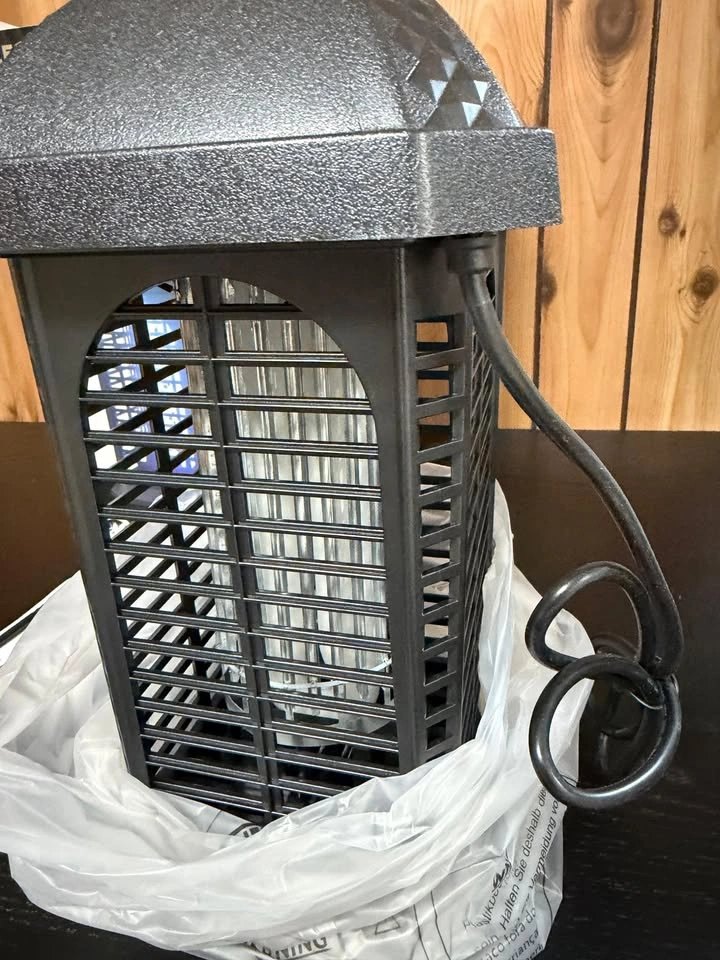 Electric Bug Zapper 360° – Indoor & Outdoor - photo 2