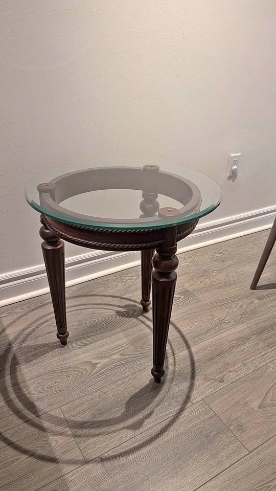 Glass top Round end table