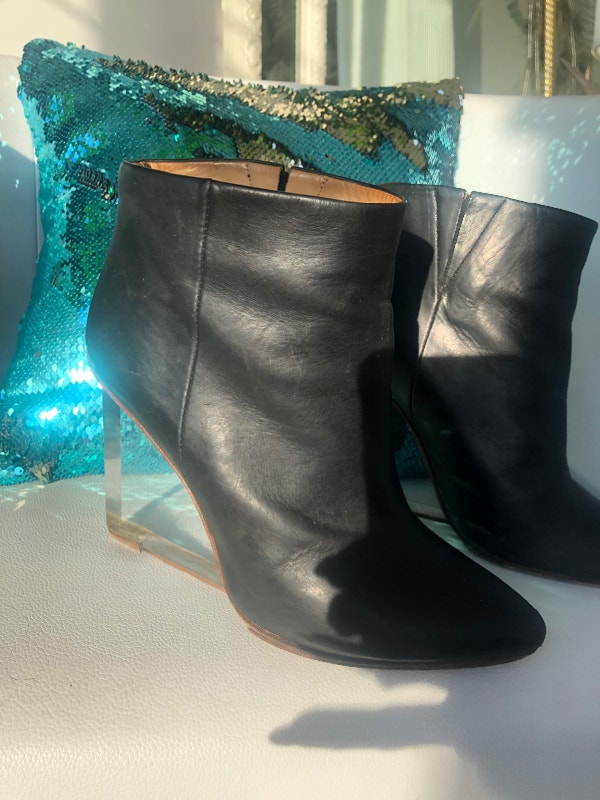 Moschino designer leather bootees - photo 3