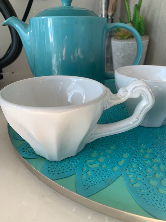 VIETRI Tea, Coffee Cups, and Sugar Bowl - photo 2