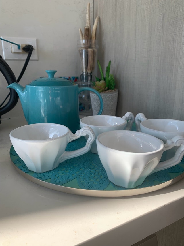 VIETRI Tea, Coffee Cups, and Sugar Bowl - photo 3