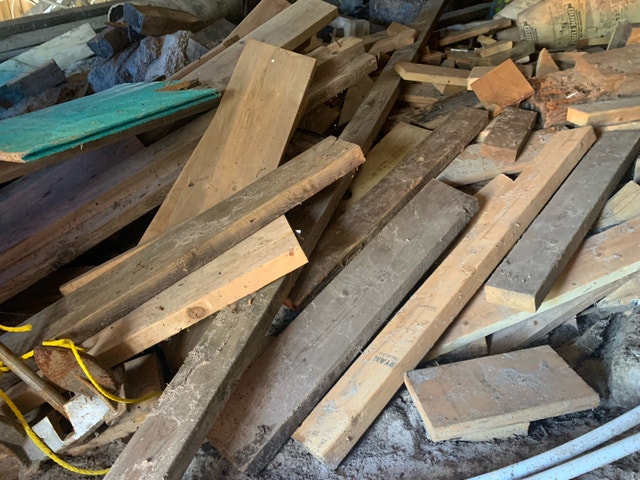 FREE WOOD - Decking, Boards, Fencing, Posts - photo 3