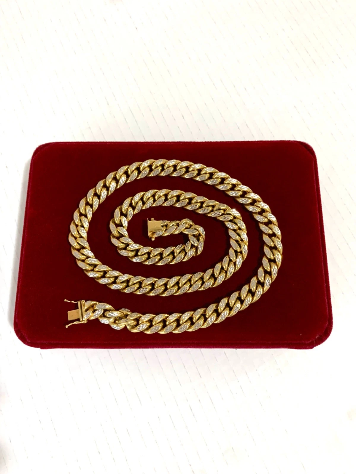 10K Cuban Link Chain - photo 2