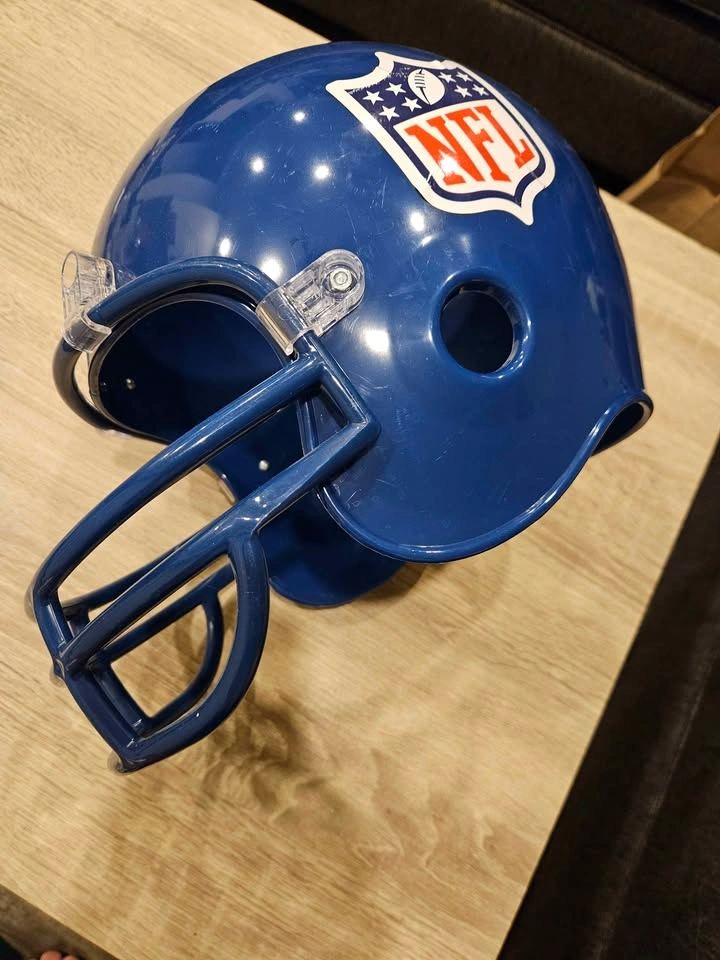 Vintage NFL Souvenir Plastic Helmet - photo 2