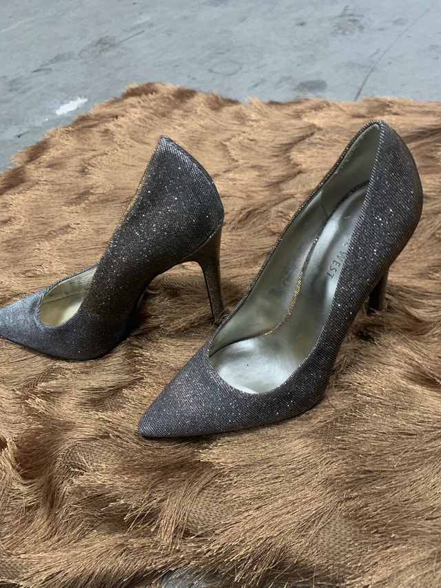 Nine West Stiletto Heels - Silver/Gold Sparkle - Size 8.5