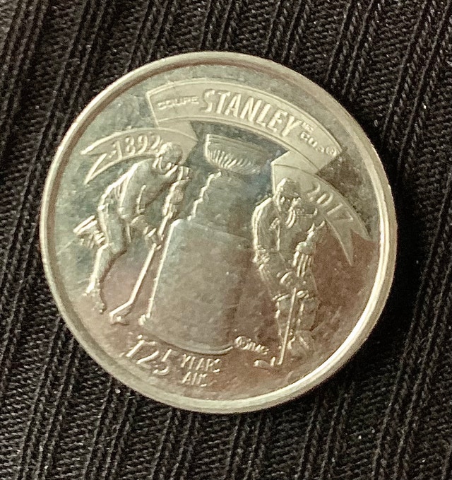 Canadian STANLEY CUP COMMEMETATIVE quarter - photo 3
