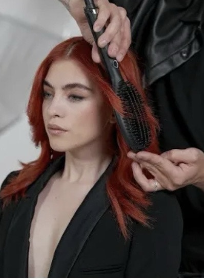 Hot smoothing hairbrush, electric hair straightener - photo 4