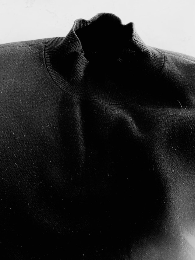 New Black Batwing Turtle Neck Top - photo 5