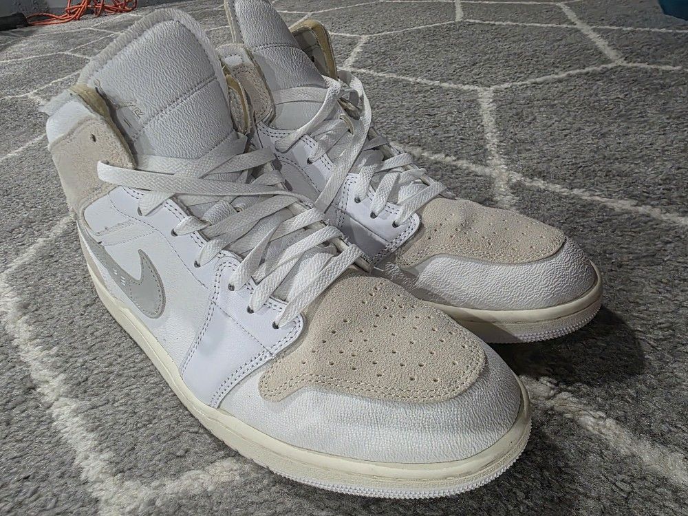 Jordan 1 SE Sz 12