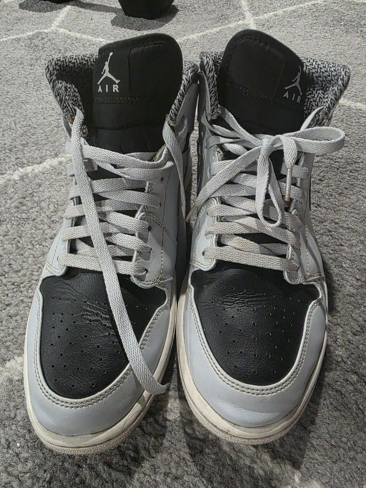 Jordan 1 SE Sz 12