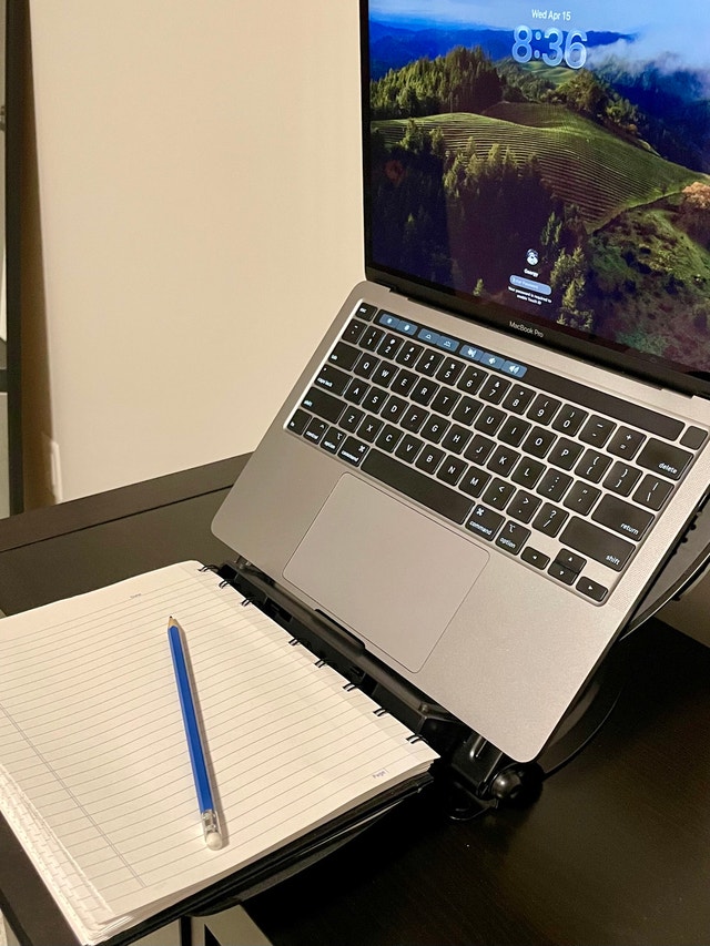 Laptop iPad Stand - photo 2