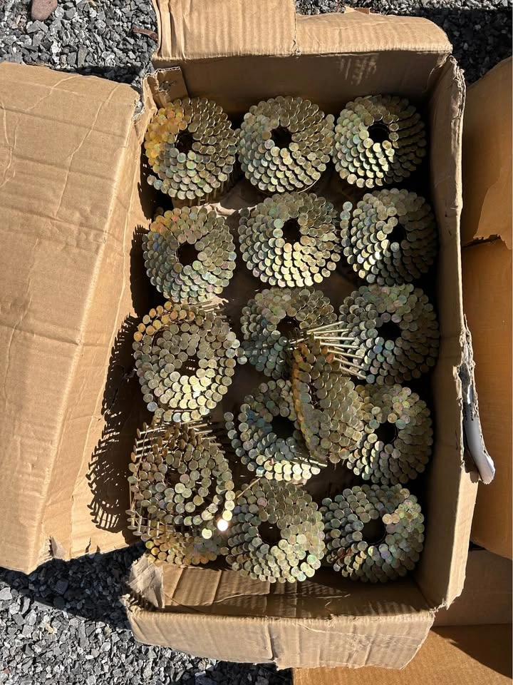 Huge Contractor Fastener Lot - Coil Nails, Senco Staples, Bostit - photo 2