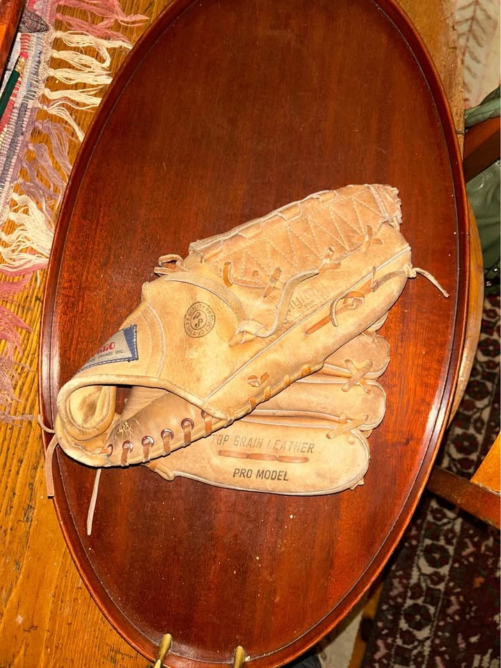 Vintage Baseball Glove Lot - Primo, Rawlings Ted Simmons & MacGr - photo 4