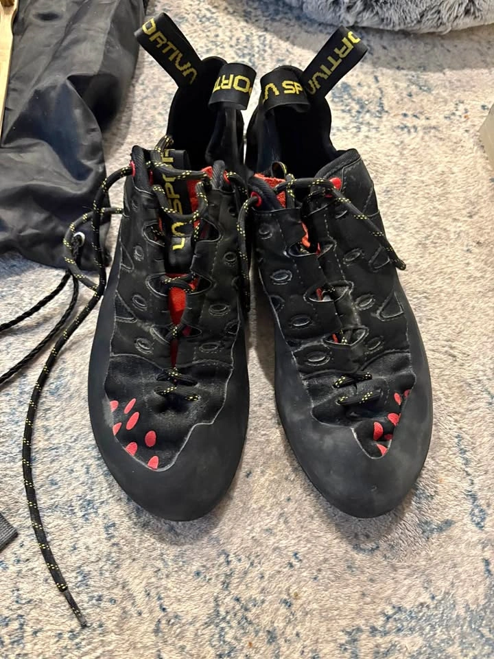 La Sportiva Tarantulace Climbing Shoes Size 10.5