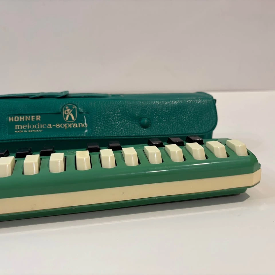 Hohner Melodica Soprano - Musical Instrument in Original Case Ge - photo 5