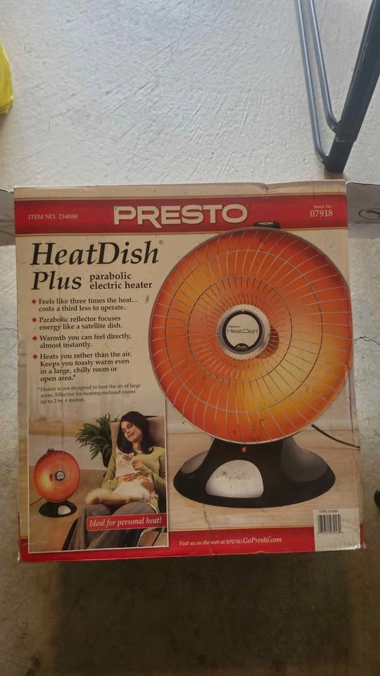 Presto HeatDish Plus Parabolic Electric Heater - photo 4