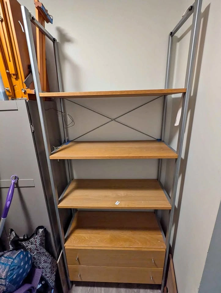 Kitchen shelf unit