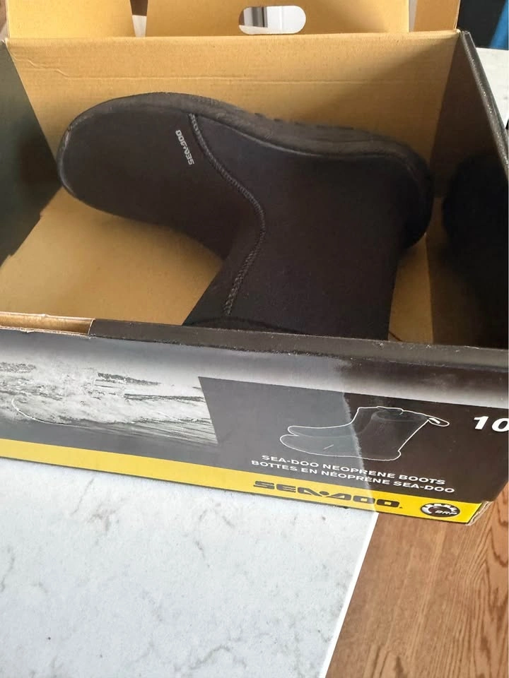 Sea Doo Wet Boots Men's Size 10 - photo 2