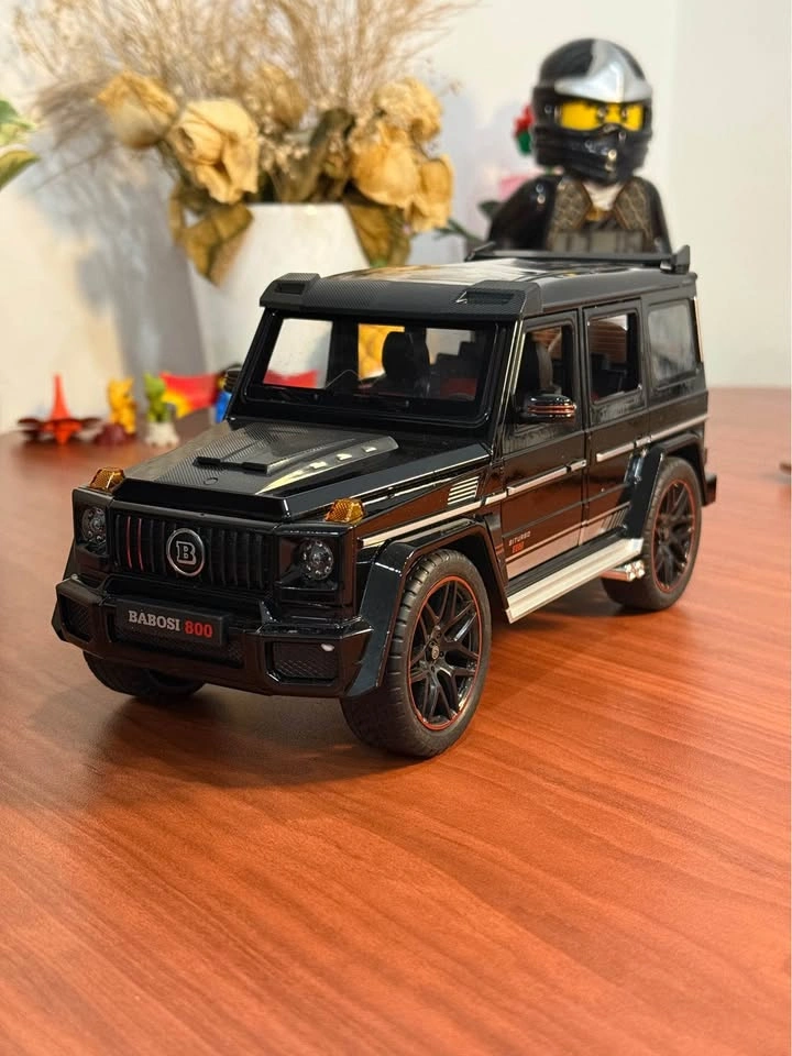 1/18 Mercedes Brabus 800 G-Wagon Diecast - photo 2