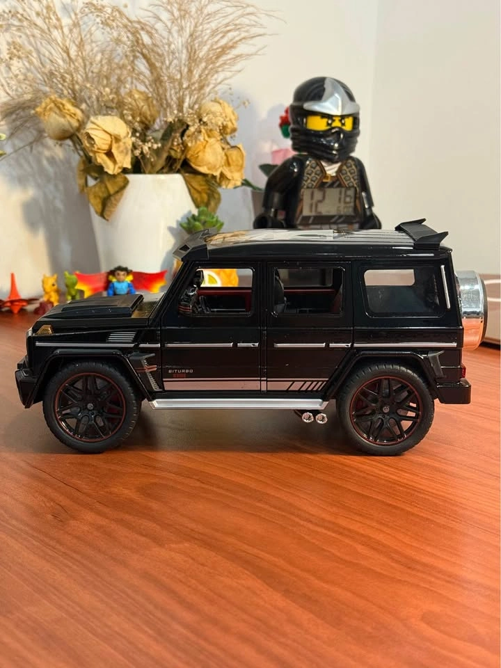 1/18 Mercedes Brabus 800 G-Wagon Diecast - photo 4