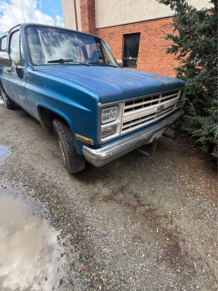 1986 Chevy 350 Engine - photo 2