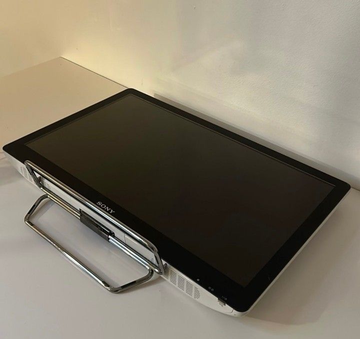 Sony Internet TV NSX-24GT1 24-Inch HD Google TV + Remote - photo 4