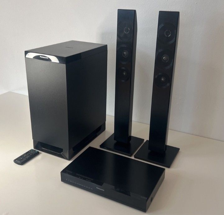 Panasonic SU- HTB 770 300w Bluetooth Theater System