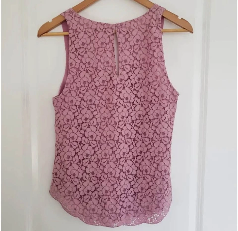 Talula Aritzia Betty Pink Lace Shell Tank - Size Small - photo 2