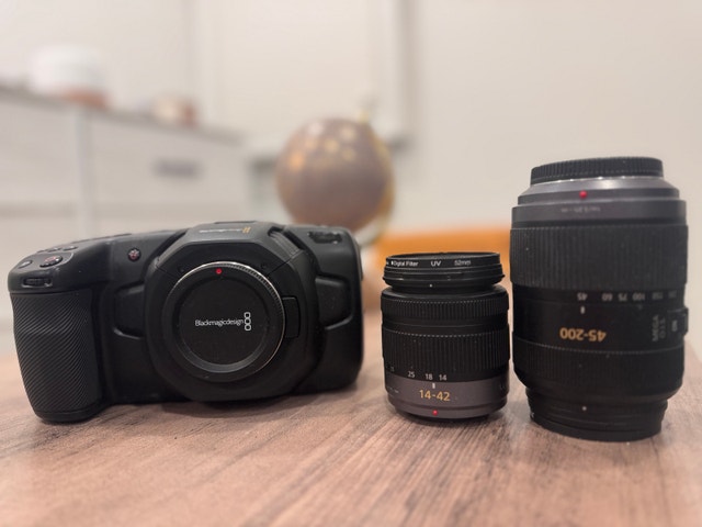 Blackmagic Pocket Cinema Camera 4K + 2x Lumix Lenses