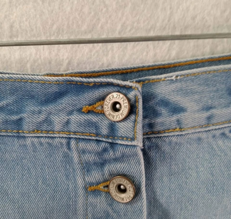 Forever 21 Jean Skirt Womens 26 Blue Light Wash Denim Frayed - photo 2