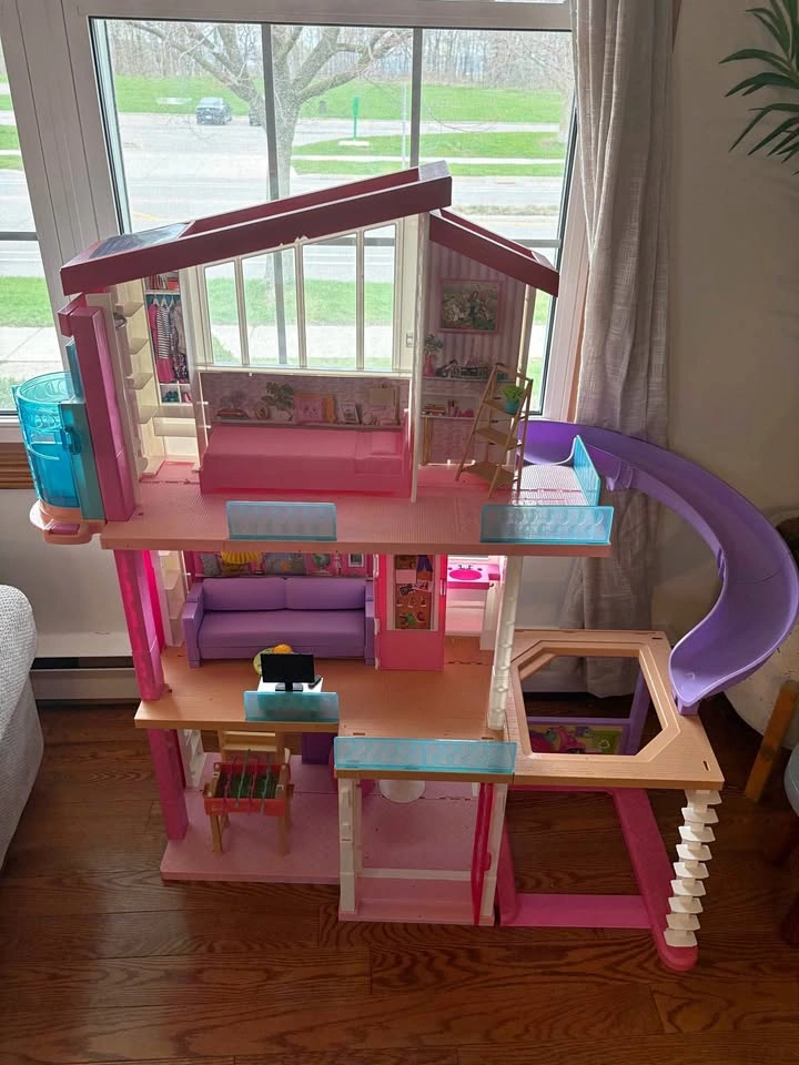 Barbie Dream House