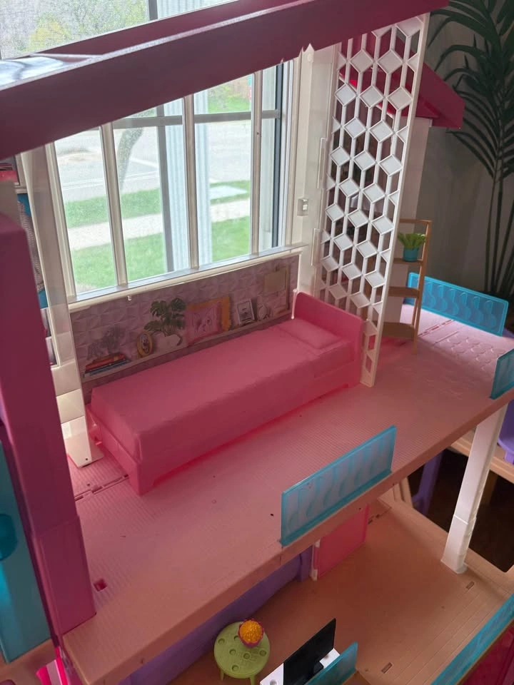 Barbie Dream House - photo 3