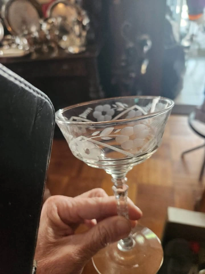 Vintage Libby Sharpe Floral Etched Crystal Stemware - photo 2