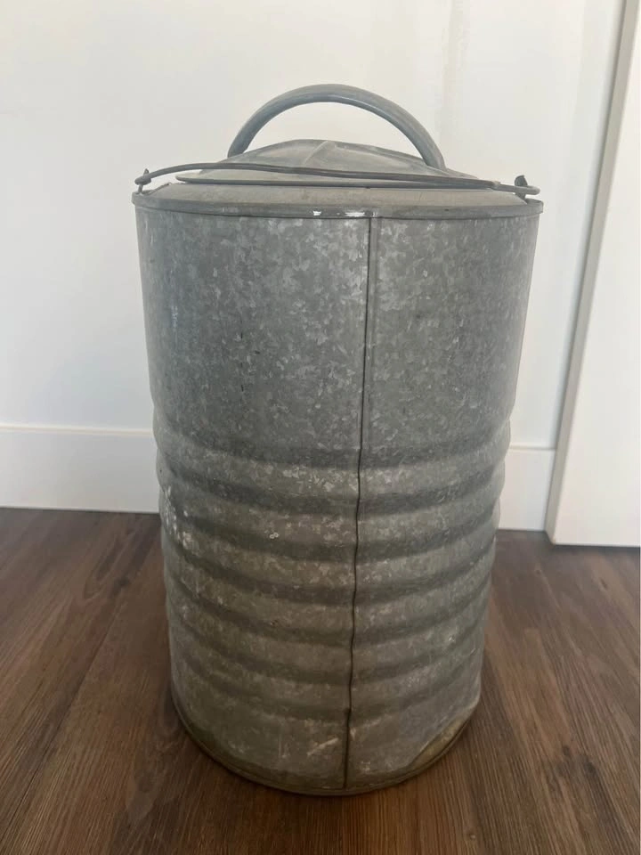 Vintage Igloo Water Cooler - photo 5