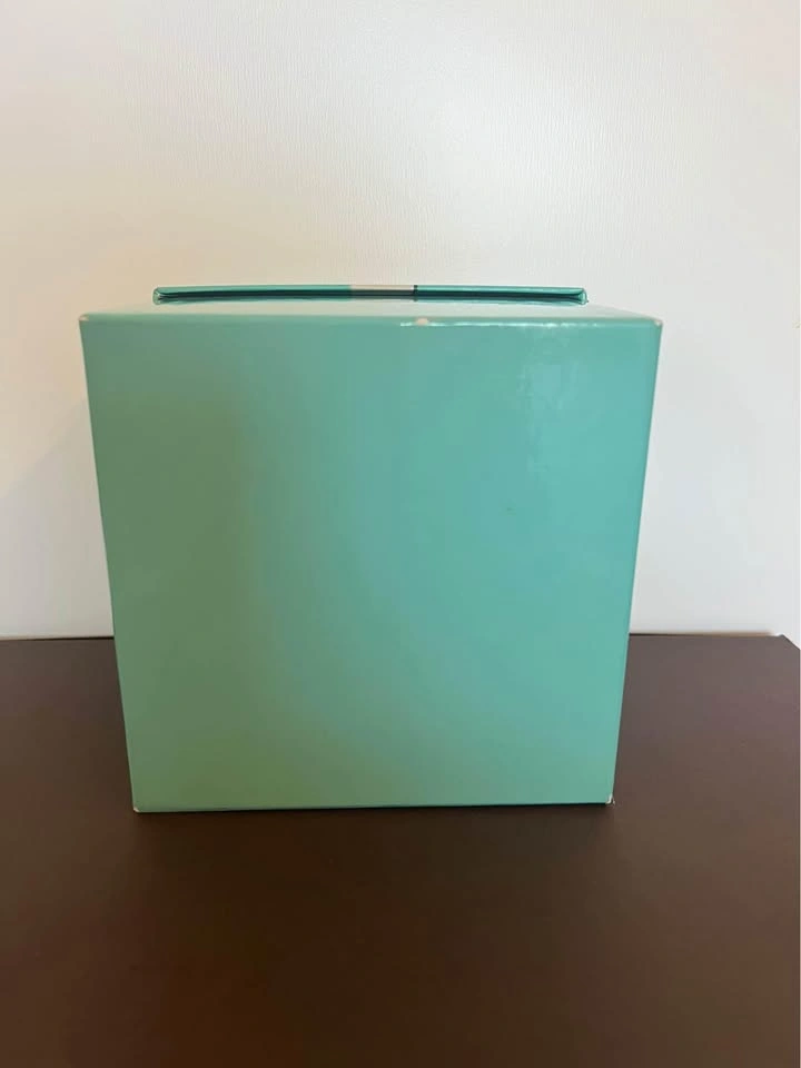Tiffany Robins Egg Blue Storage/Gift Box - Des Plaines - photo 4