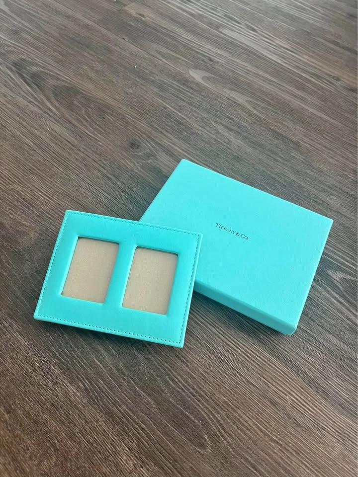 Tiffany & Co double leather frame. NEW IN BOX. Des Plaines