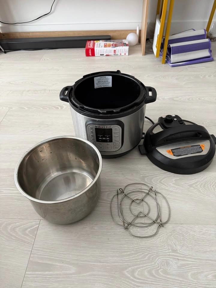 Instant Pot for Sale – Excellent Condition - photo 2