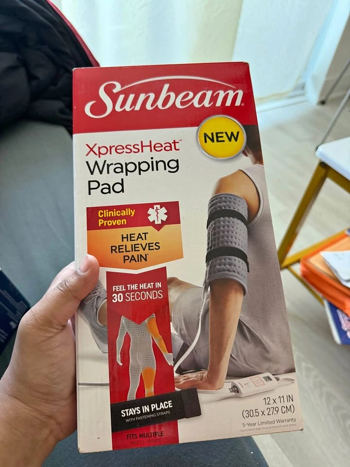 Sunbeam XpressHeat Heating Pad (Brand New)