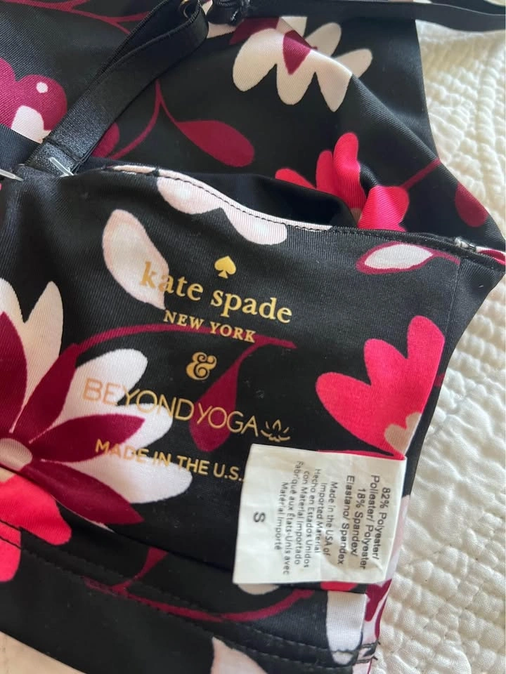 KATE ♠️ pretty YOGA TOP/BRALETTE NEW WIRH TAG. SIZE S - photo 2