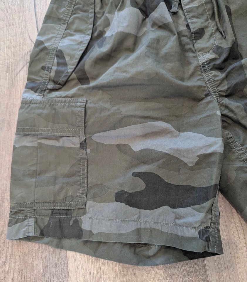 TNA Aritzia Camo Cargo Shorts | Mid-Thigh Utility Style - photo 4