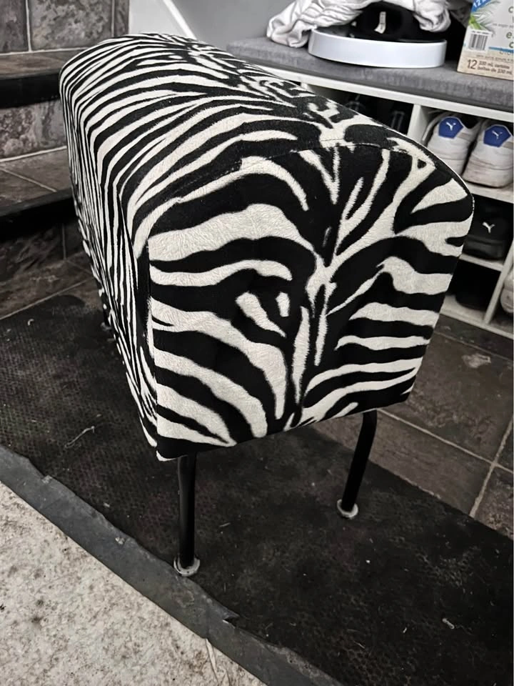 Accent Zebra Print Chair - photo 2