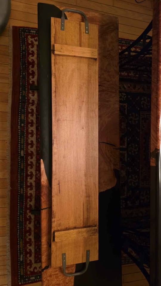 Large charcuterie board with iron handles - photo 2