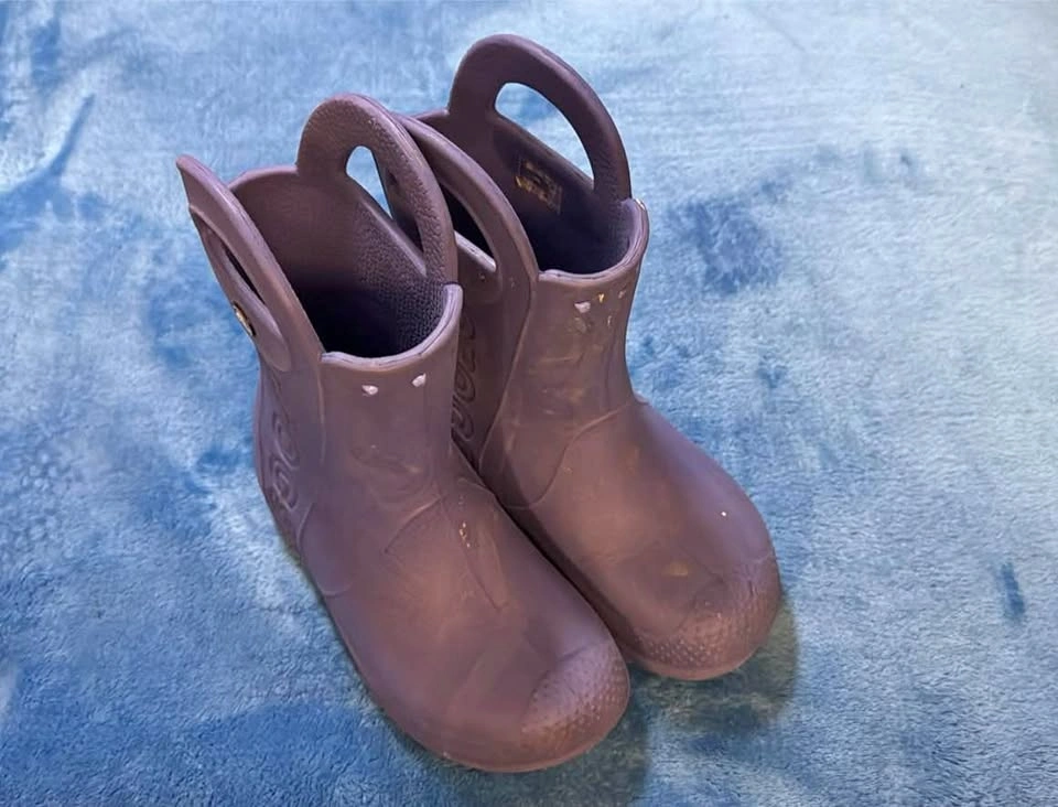Crocs rubber boots size c13 kids