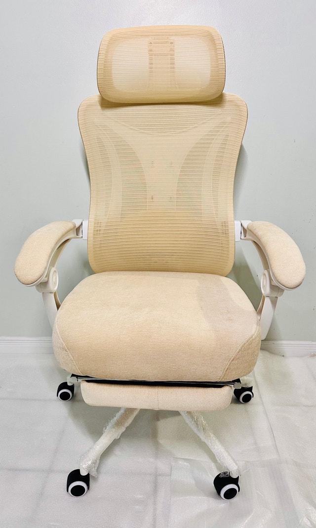 Brand New Fully Assembled Ergonomic Office Chair - photo 2
