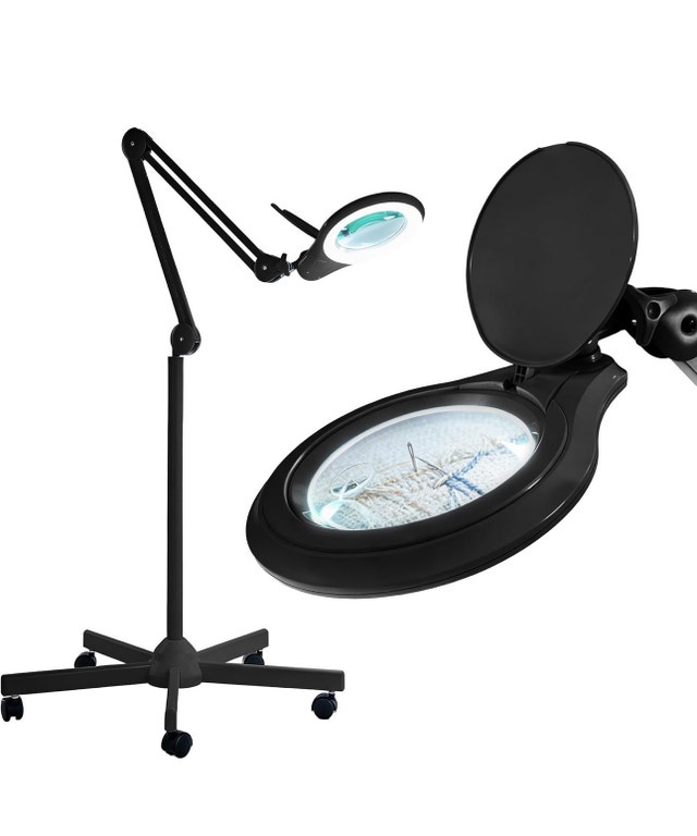 Brand New LED Magnifying Light Lamp
