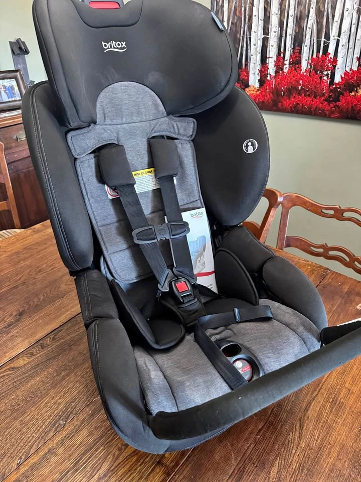2021 Britax Boulevard Car Seat
