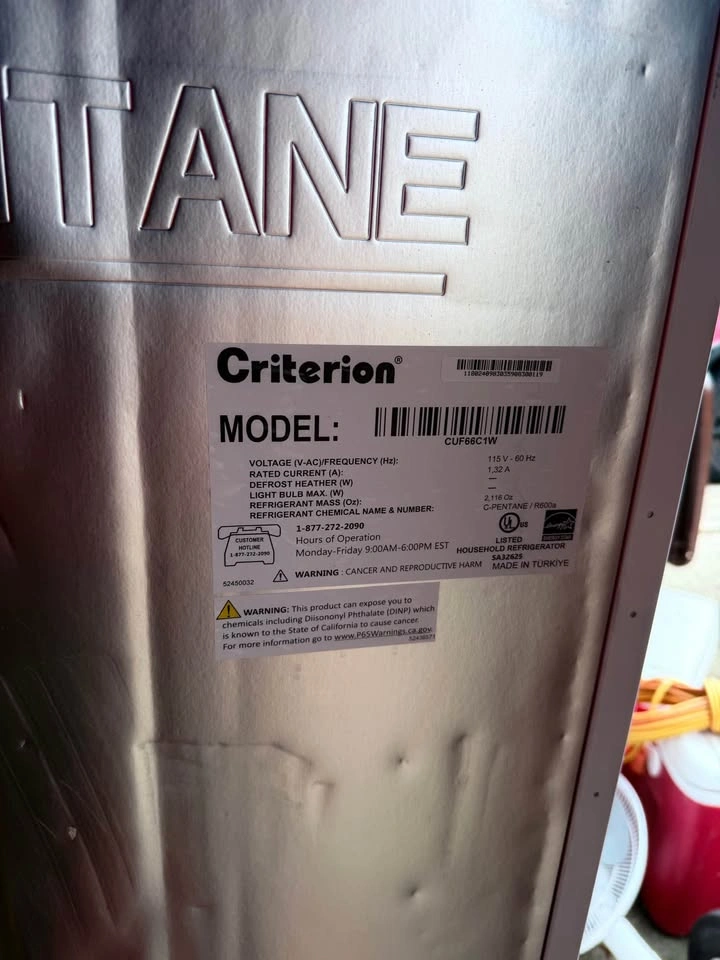 Whirlpool 21 cu ft Upright Freezer - photo 3