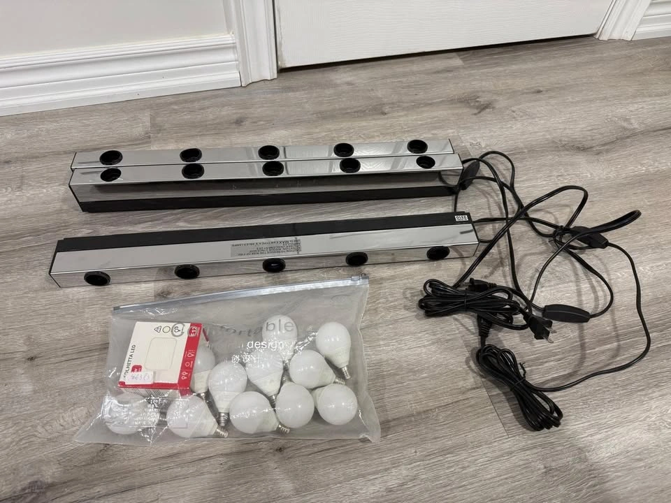 IKEA Wall Lamp with 12 Light Bulbs - photo 2