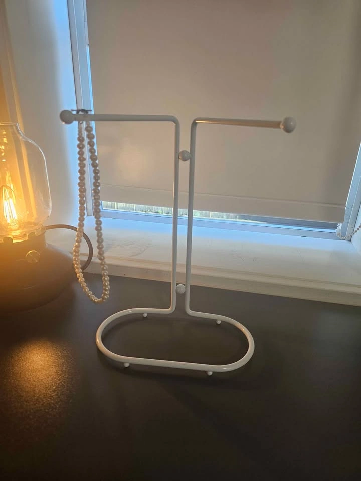 White Jewelry Hanger/Holder - photo 2